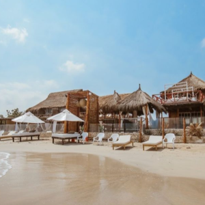 Margarita Beach - Punta Arena